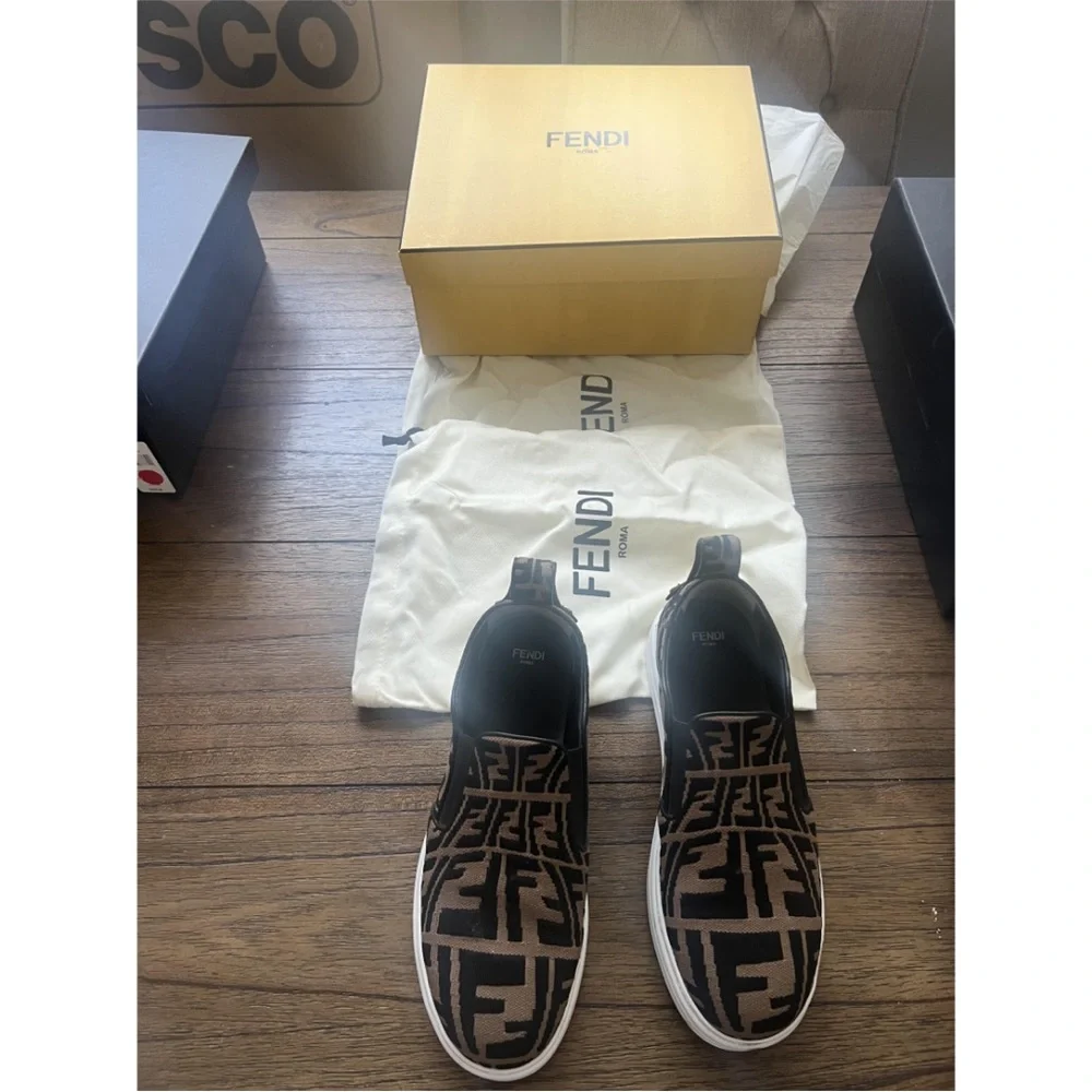 Authentic Fendi canvas - Picture 5 of 5